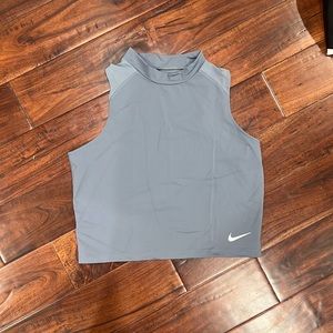 Nike Dry Fit Crop